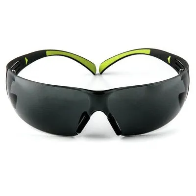 3M SF400G-WV-6 Safety Eyewear, Anti-Fog, Scratch-Resistant Lens, Neon Green/Black Frame