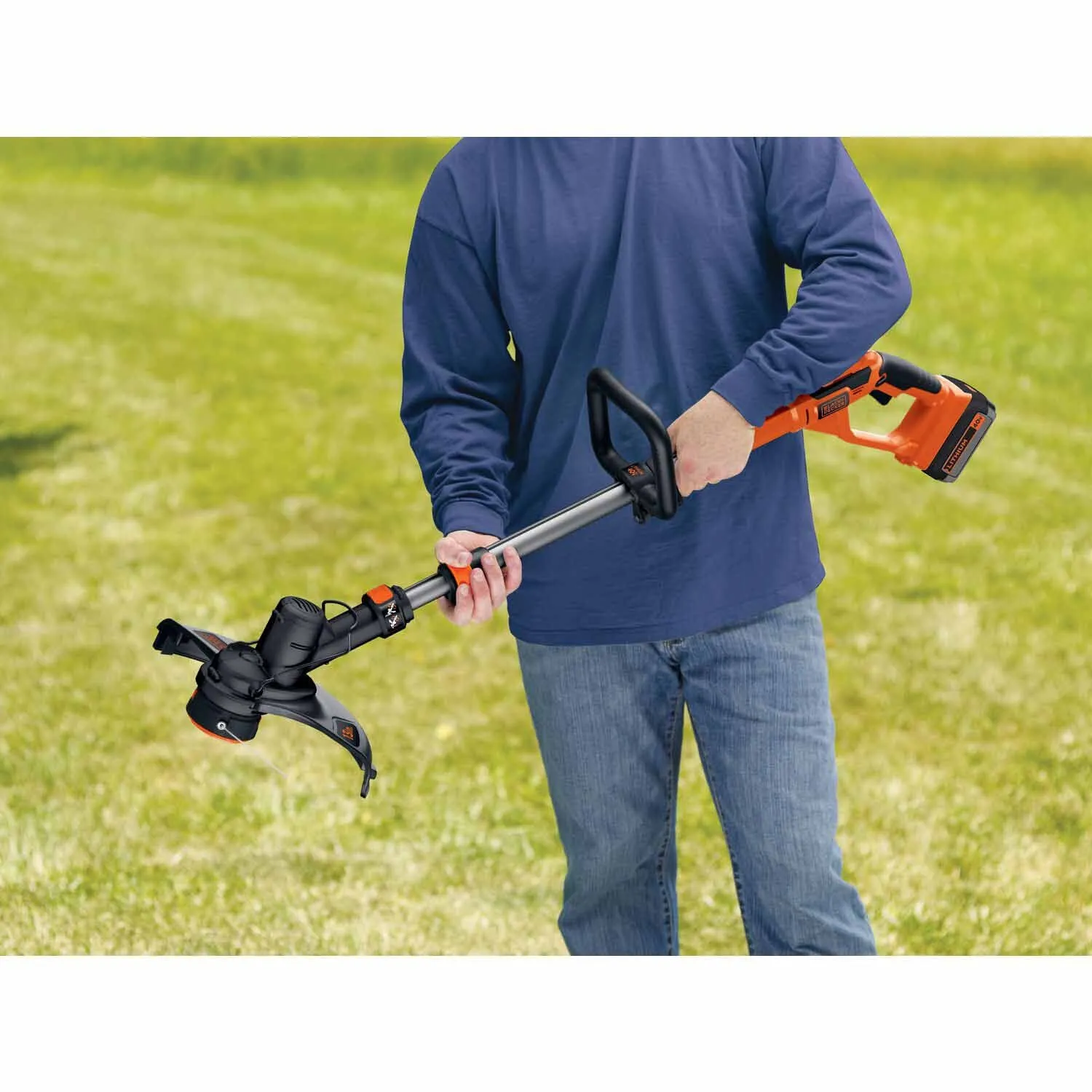 Black & Decker LST136B 40V MAX* Lithium High Performance String Trimmer with PowerCommand™ (LST136B)